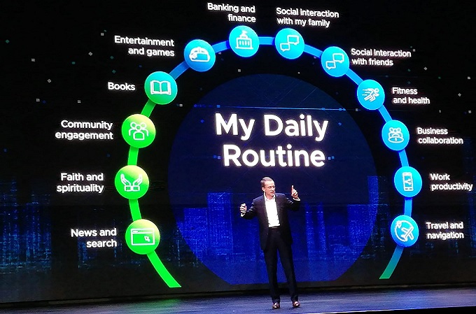 El CEO de VMware, Pat Gelsinger, en su intervención durante el VMworld 2019 que se celebra en Barcelona El CEO de VMware, Pat Gelsinger, en su intervención durante el VMworld 2019 que se celebra en Barcelona