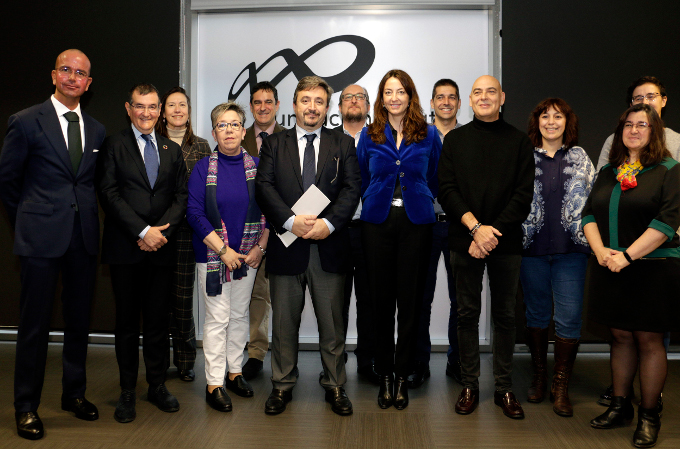 Firma del acuerdo de creación de la primera Estructura Paritaria Sectorial de la industria digital. Firma del acuerdo de creación de la primera Estructura Paritaria Sectorial de la industria digital.