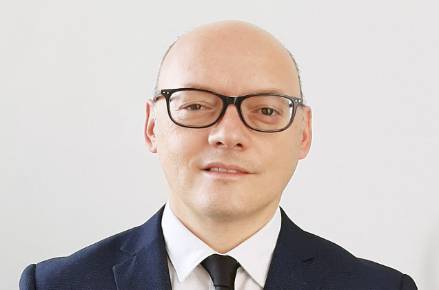 Xavier Aliaga (Epson) Xavier Aliaga (Epson)