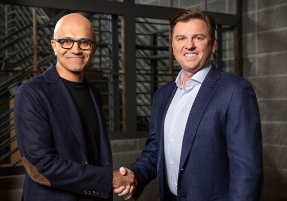 Satya Nadella, CEO de Microsoft y Tony Bates, CEO de Genesys.