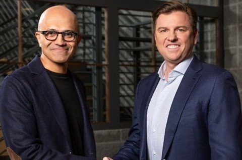 Satya Nadella, CEO de Microsoft y Tony Bates, CEO de Genesys. 
