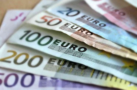 Las operadoras tienen liquidez para aguantar la crisis (si no se alarga). Las operadoras tienen liquidez para aguantar la crisis (si no se alarga).