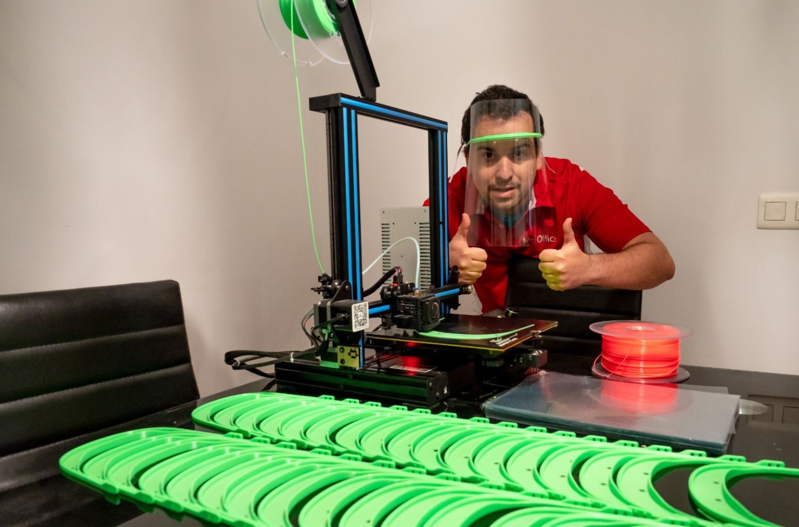 Donación de impresoras 3D de MediaMarkt para combatir el coronavirus. Donación de impresoras 3D de MediaMarkt para combatir el coronavirus.