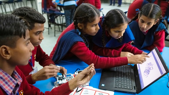 Ericsson Educate: aprendizaje digital para estudiantes. Ericsson Educate: aprendizaje digital para estudiantes.