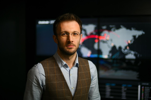 Liviu Arsene, threat analyst en Bitdefender Liviu Arsene, threat analyst en Bitdefender