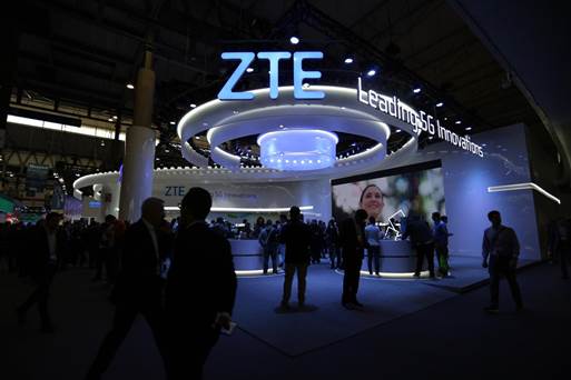 Primer servicio de transmisión de 5G NR. Primer servicio de transmisión de 5G NR.