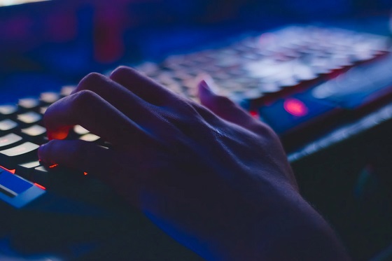En España cerca del 36% del total de espectadores de eSports son mujeres. En España cerca del 36% del total de espectadores de eSports son mujeres.