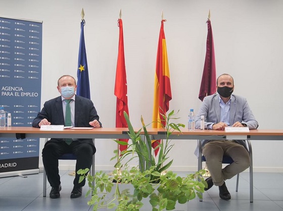 La Agencia para el Empleo y la Fundación Orange firman un acuerdo de inserción laboral en telco. La Agencia para el Empleo y la Fundación Orange firman un acuerdo de inserción laboral en telco.