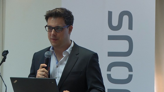 Roman Hennes, Product Marketing Manager de Snom Technology. Roman Hennes, Product Marketing Manager de Snom Technology.