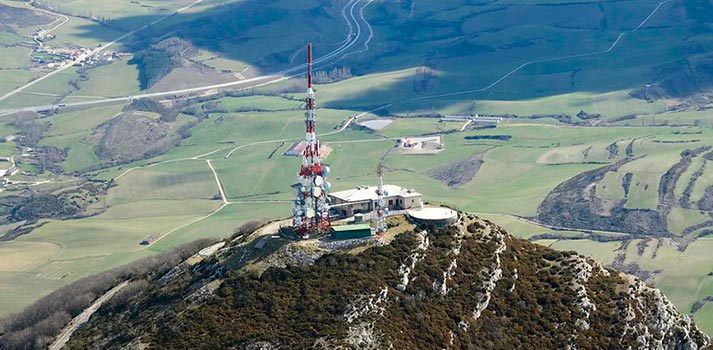 Cellnex se hace con las torres de Hutchison en Austria, Irlanda y Dinamarca. Cellnex se hace con las torres de Hutchison en Austria, Irlanda y Dinamarca.