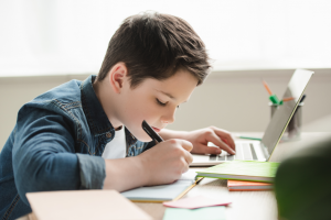 Orange dotará de tablets a 36.100 alumnos de Primaria de Madrid. Orange dotará de tablets a 36.100 alumnos de Primaria de Madrid.