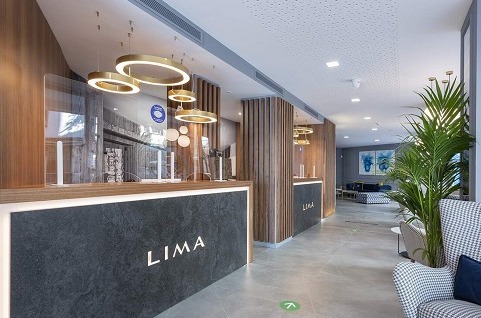 El Hotel Lima de Marbella actualiza sus comunicaciones.