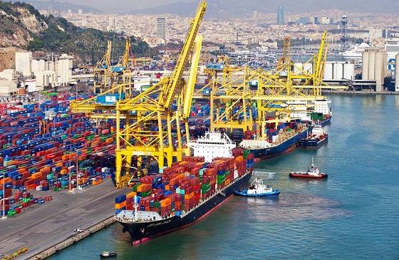 Puertos conectados y seguros con 5G. Barcelona APM Terminals. Puertos conectados y seguros con 5G. Barcelona APM Terminals.